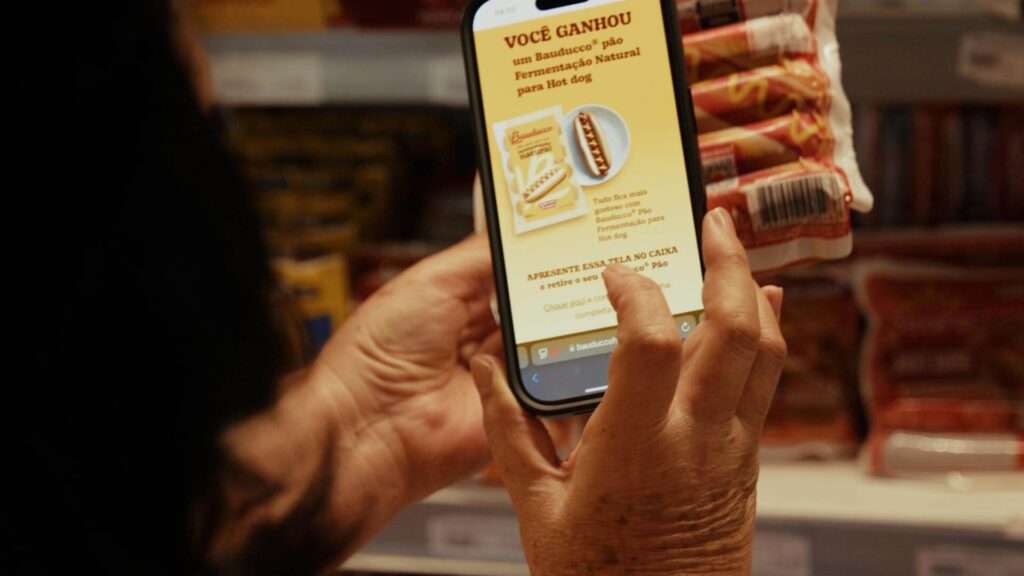 Guerrilla amrketing campaign in supermarket